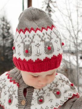 DROPS Run Run Rudolph Weihnachts-Beanie für Kinder - Deutschsprachige Anleitung