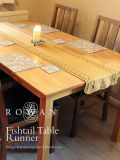 Fishtail Table Runner